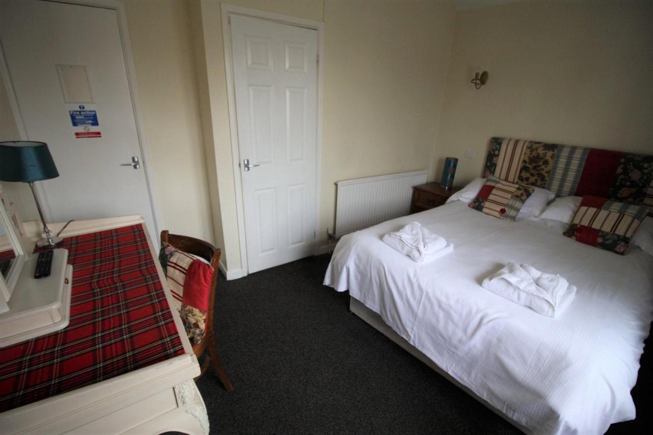 The White Hart Hotel Whitchurch  Стая снимка