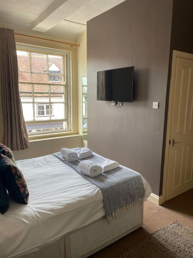 The White Hart Hotel Whitchurch  Екстериор снимка
